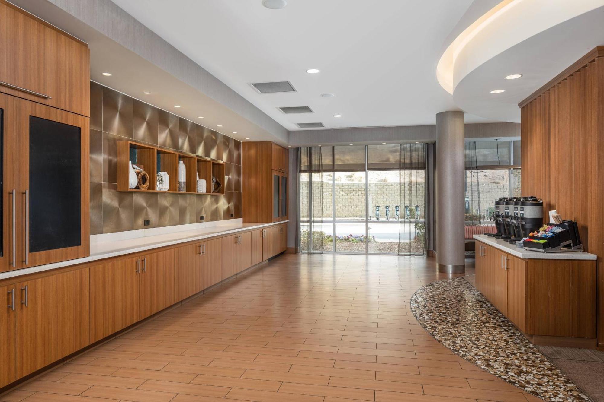 Springhill Suites By Marriott Downtown Chattanooga/Cameron Harbor Exterior foto