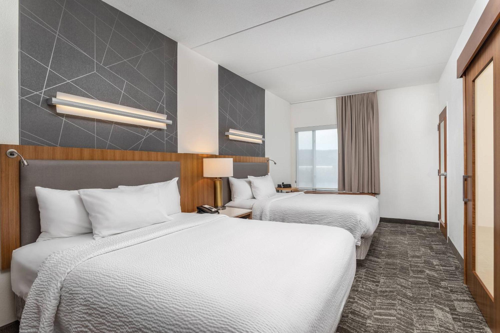 Springhill Suites By Marriott Downtown Chattanooga/Cameron Harbor Exterior foto