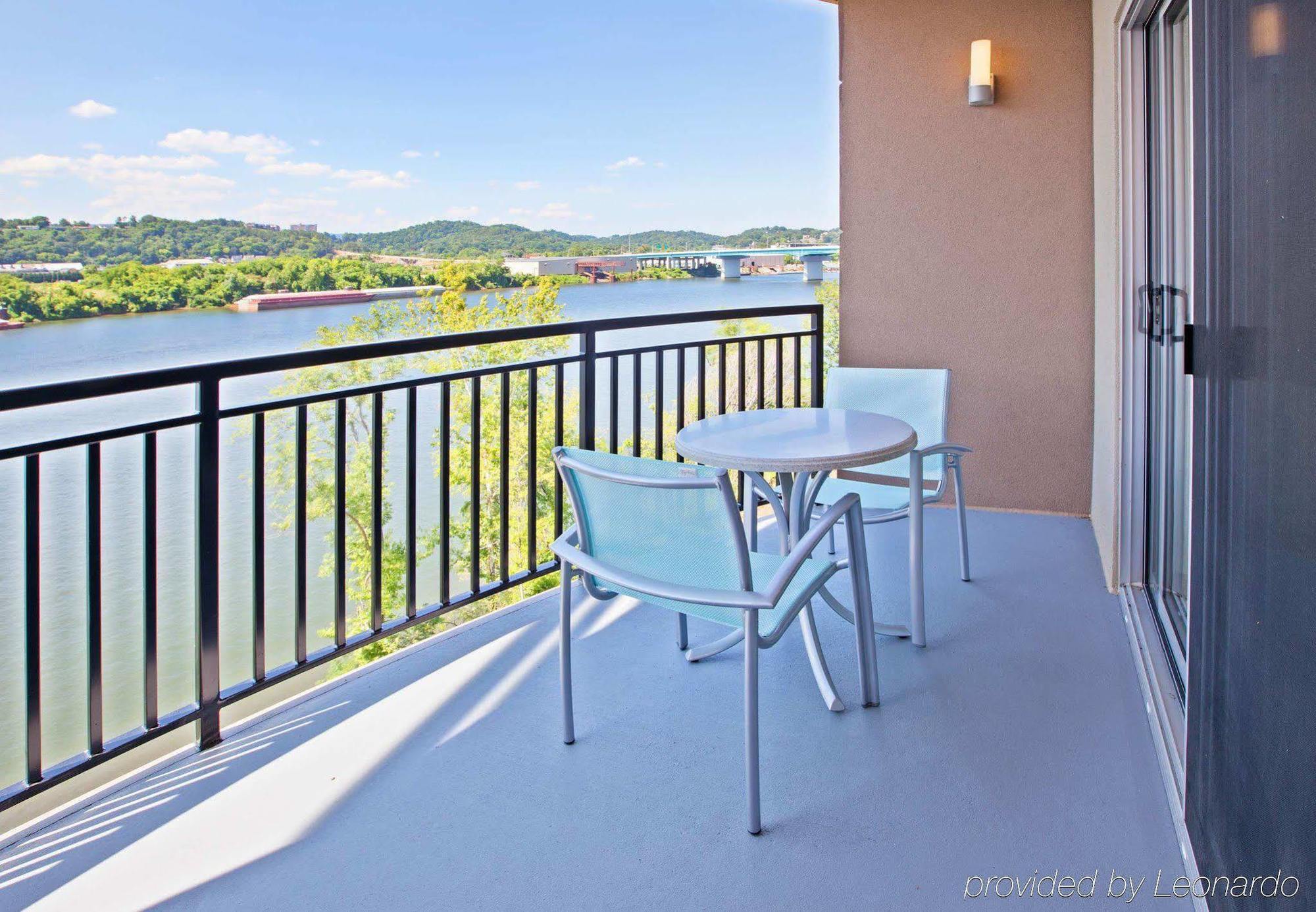 Springhill Suites By Marriott Downtown Chattanooga/Cameron Harbor Exterior foto